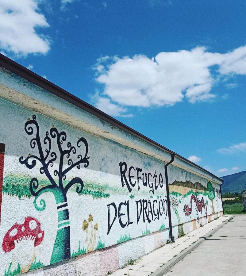 El Refugio Del Dragon Hostel Arcones Exterior photo